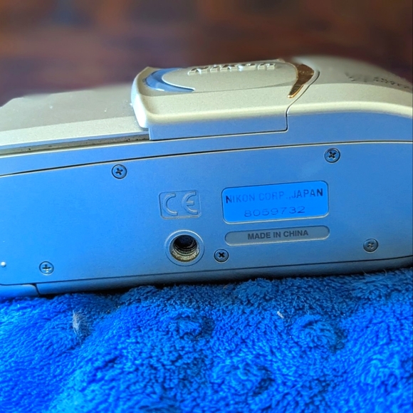 Nikon Lite Touch Zoom 70WS AF | Vintage 35mm Camera Bundle | VG+ - Picture 9 of 9